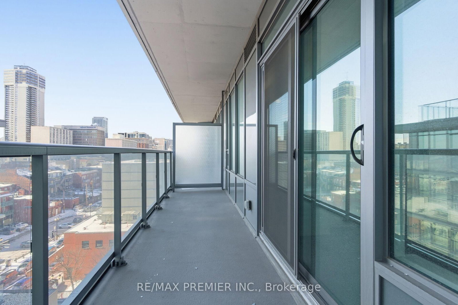 Condo for sale at 914-212 King William Street, Hamilton, Ontario, L6R 3N9 - Beasley - MLS: X12995624