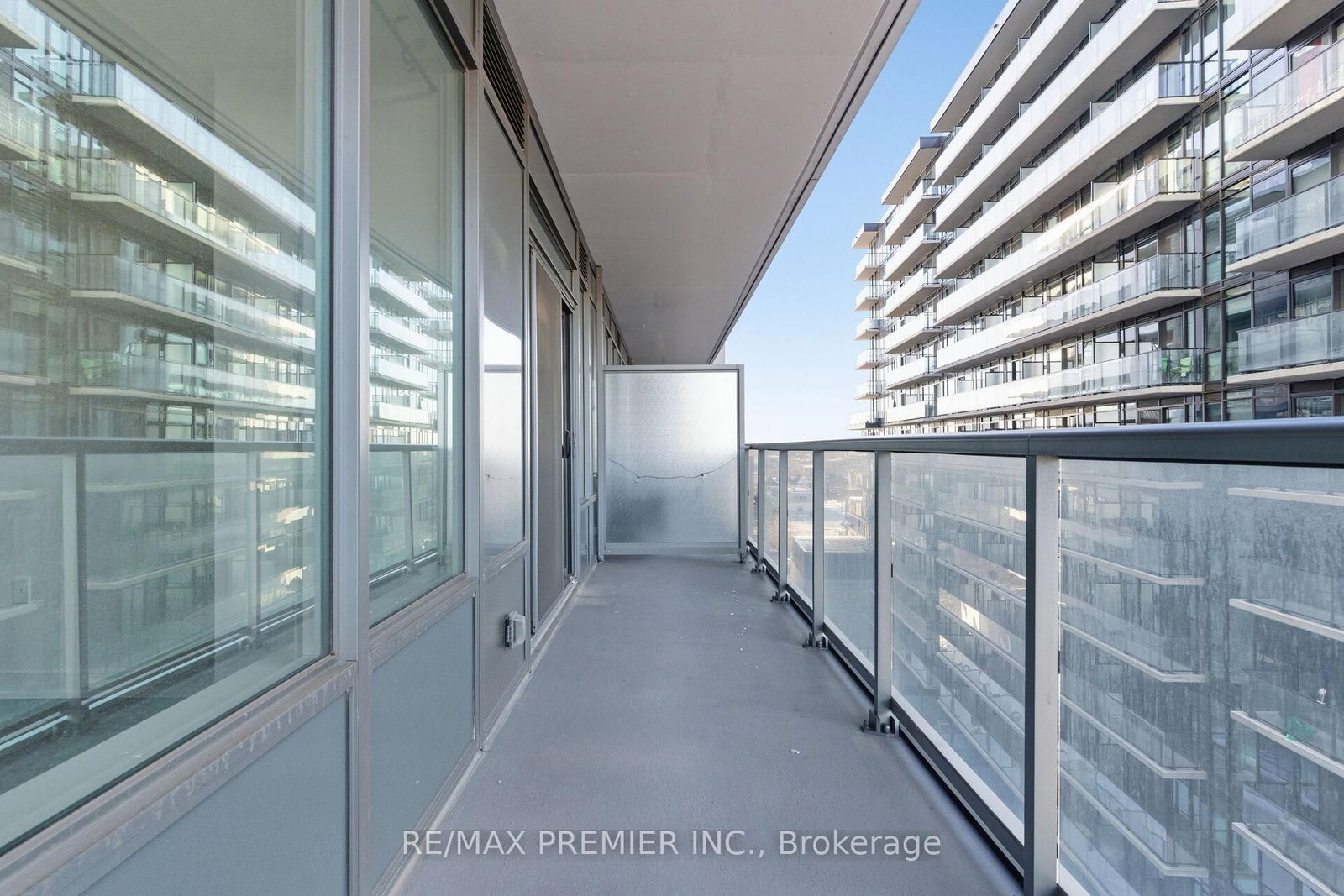 Condo for sale at 914-212 King William Street, Hamilton, Ontario, L6R 3N9 - Beasley - MLS: X12995624