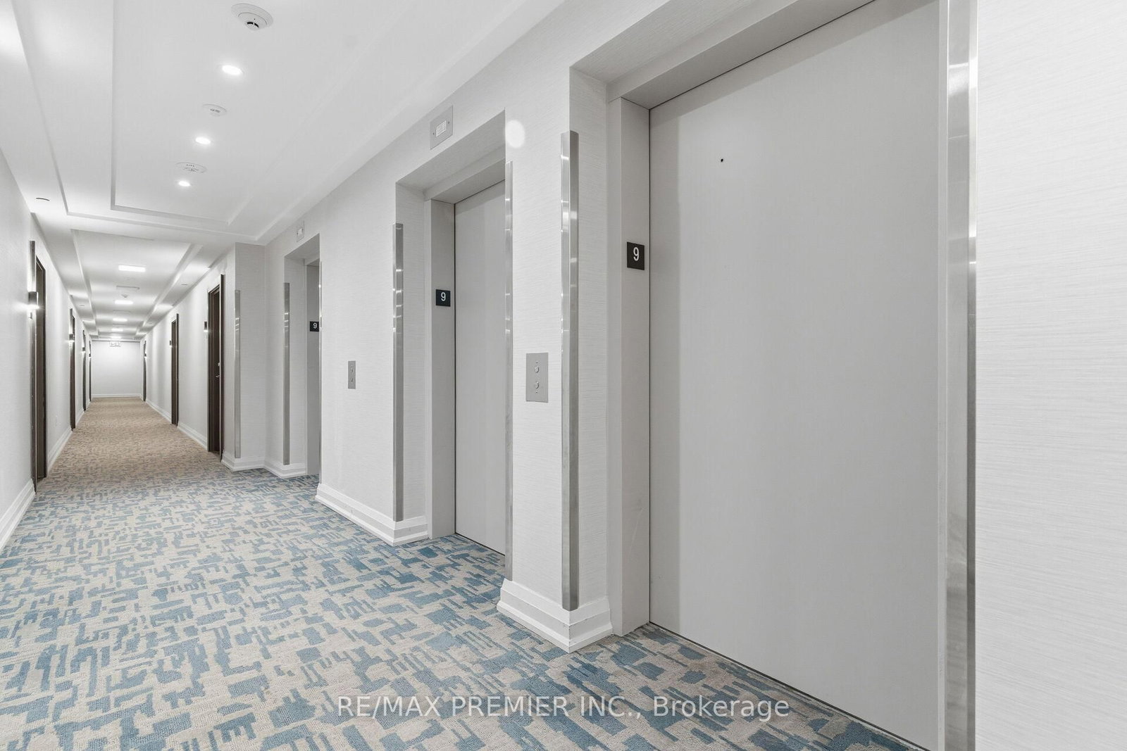 Condo for sale at 914-212 King William Street, Hamilton, Ontario, L6R 3N9 - Beasley - MLS: X12995624