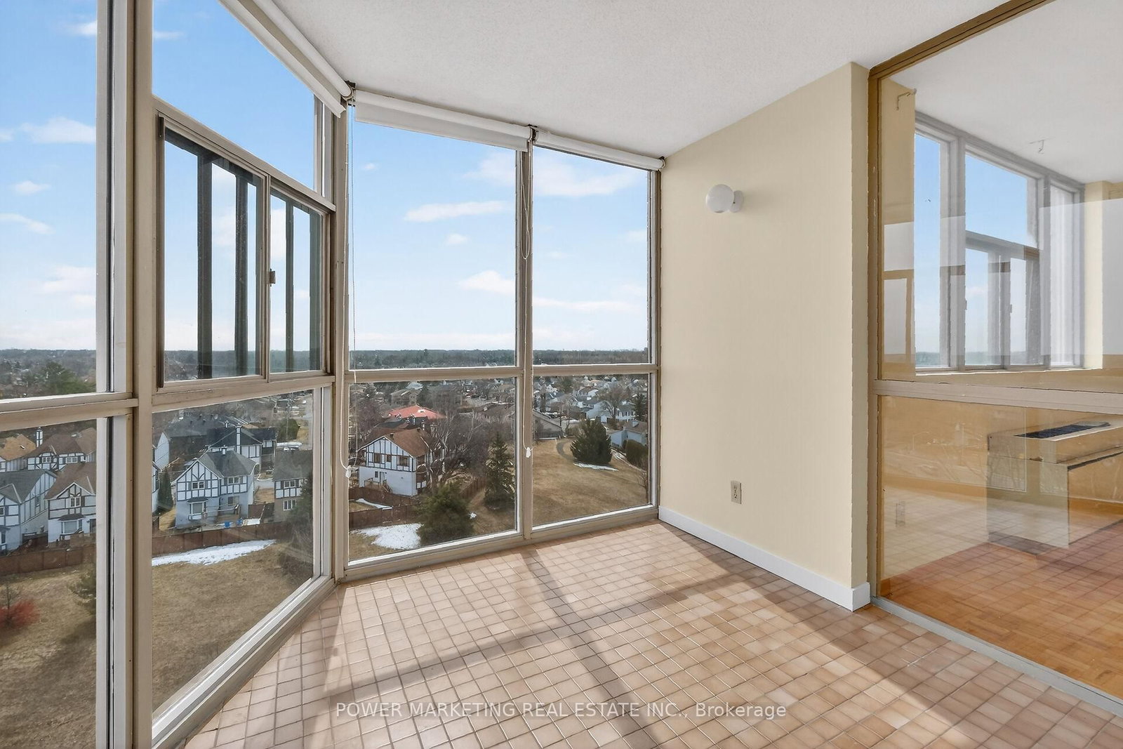 2760 CAROUSEL Crescent, Unit 1204 - Photo 16