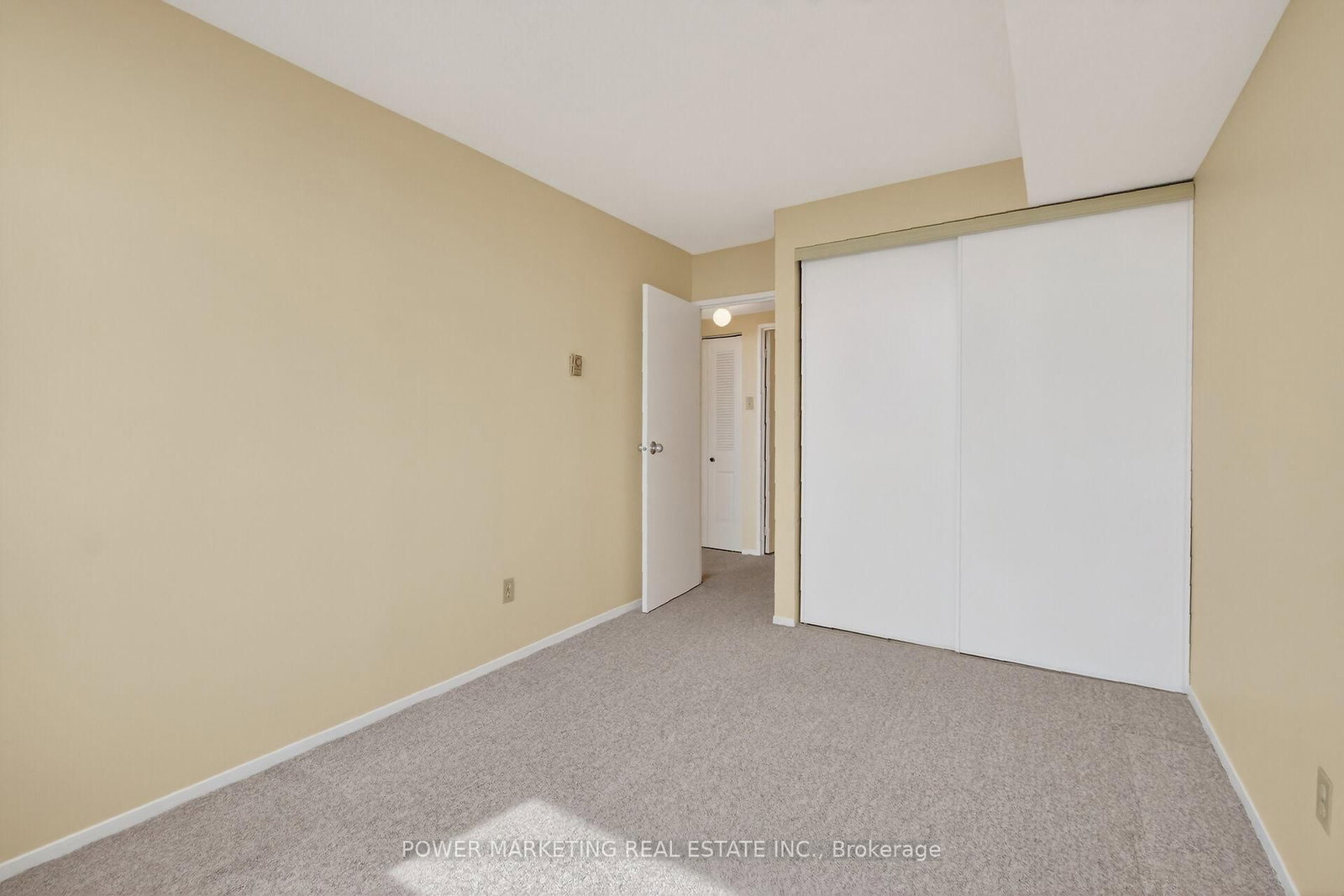 2760 CAROUSEL Crescent, Unit 1204 - Photo 22