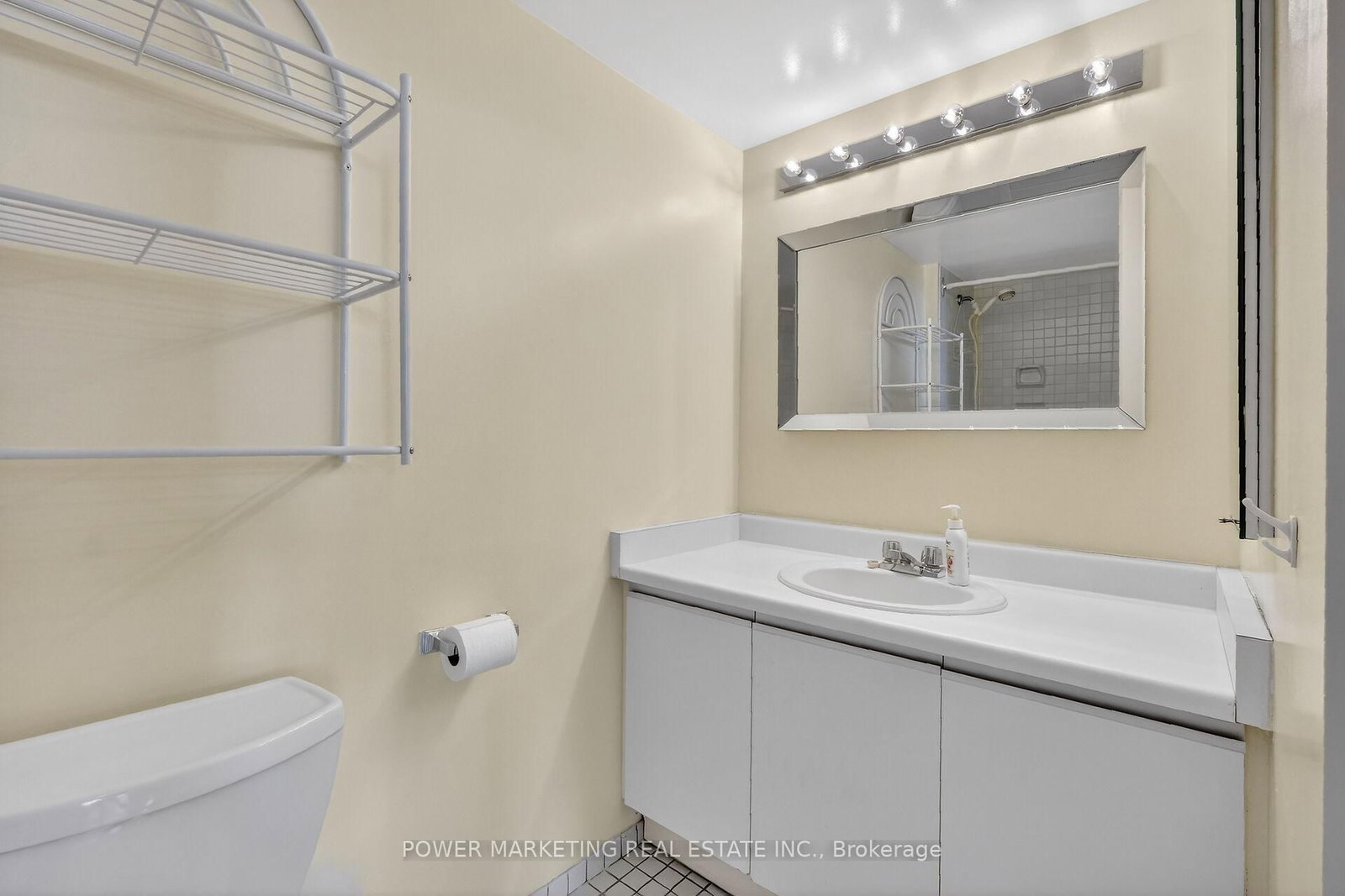 2760 CAROUSEL Crescent, Unit 1204 - Photo 24
