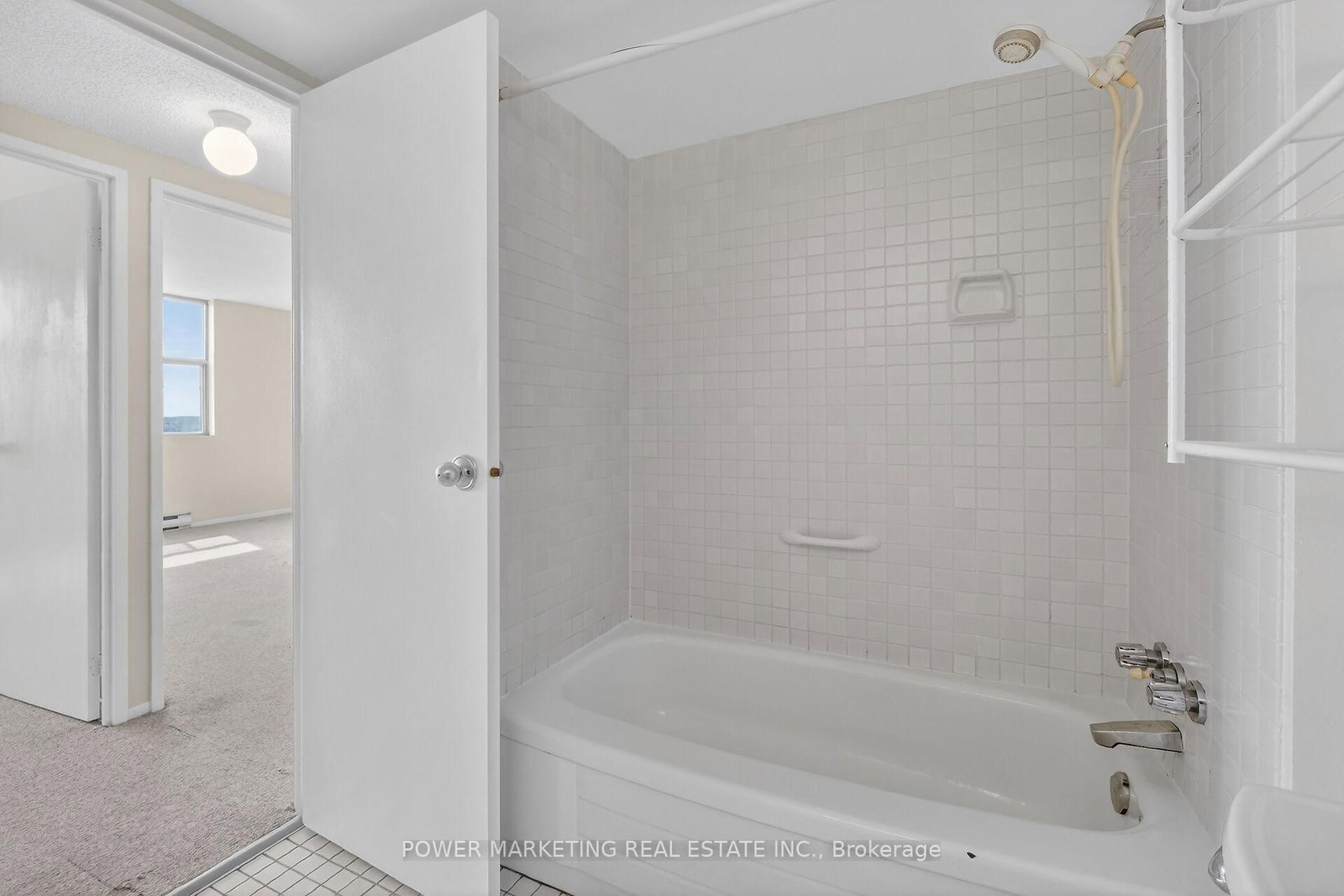2760 CAROUSEL Crescent, Unit 1204 - Photo 25