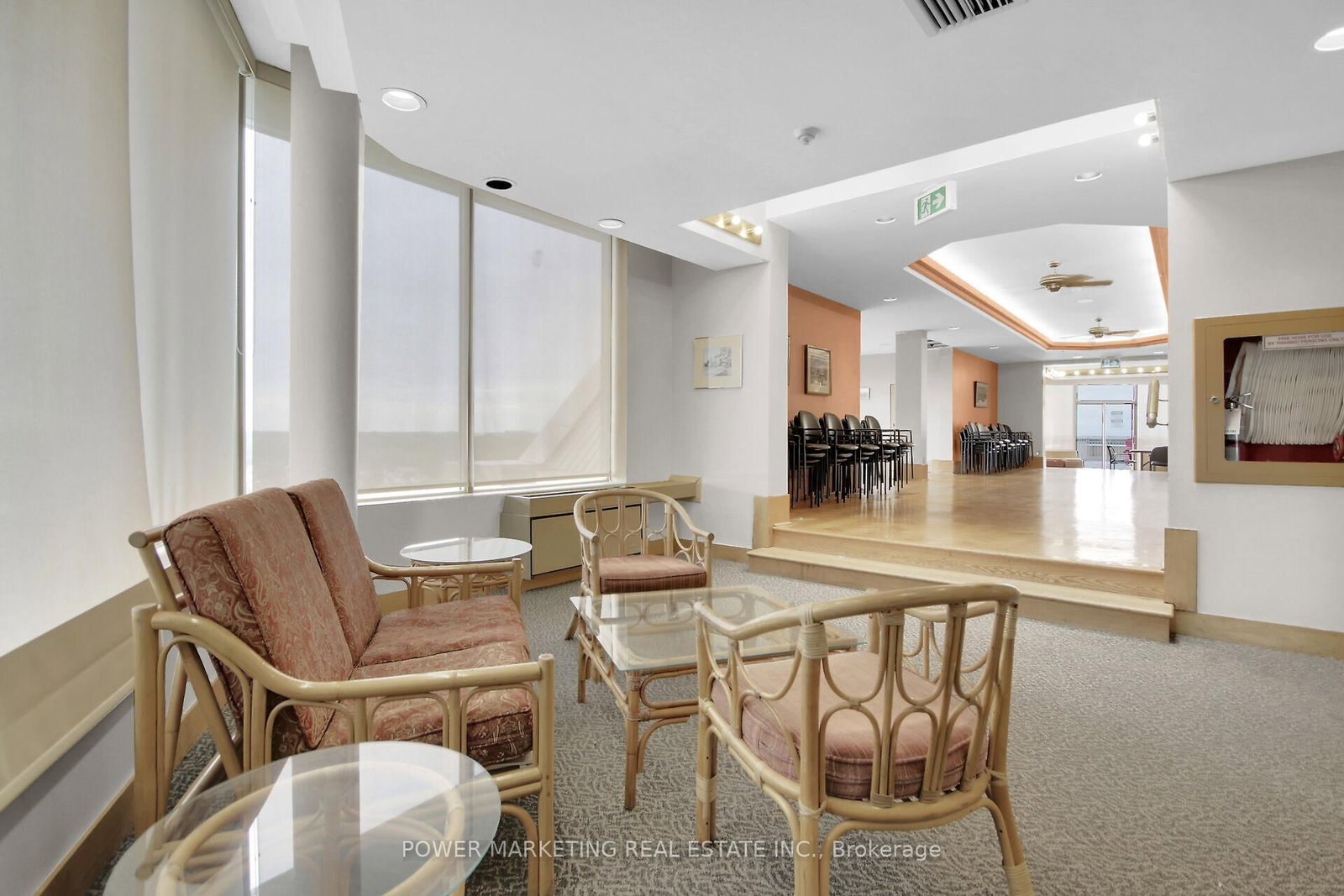 2760 CAROUSEL Crescent, Unit 1204 - Photo 34