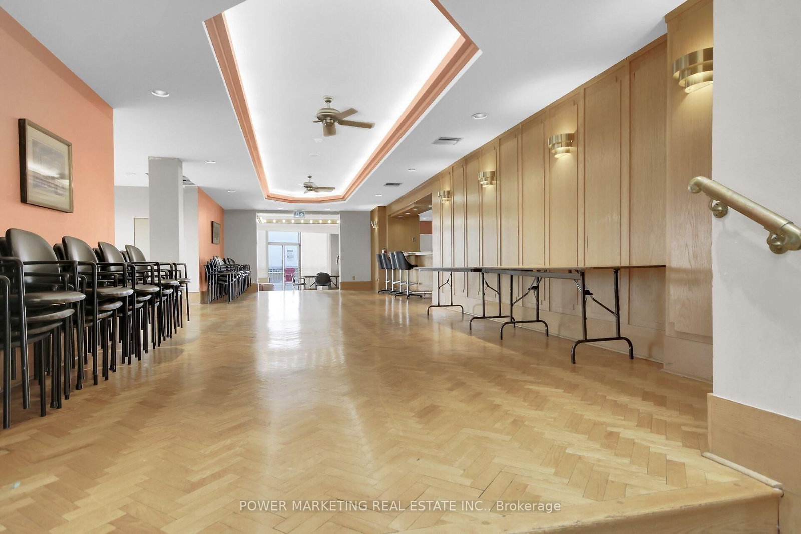 2760 CAROUSEL Crescent, Unit 1204 - Photo 37