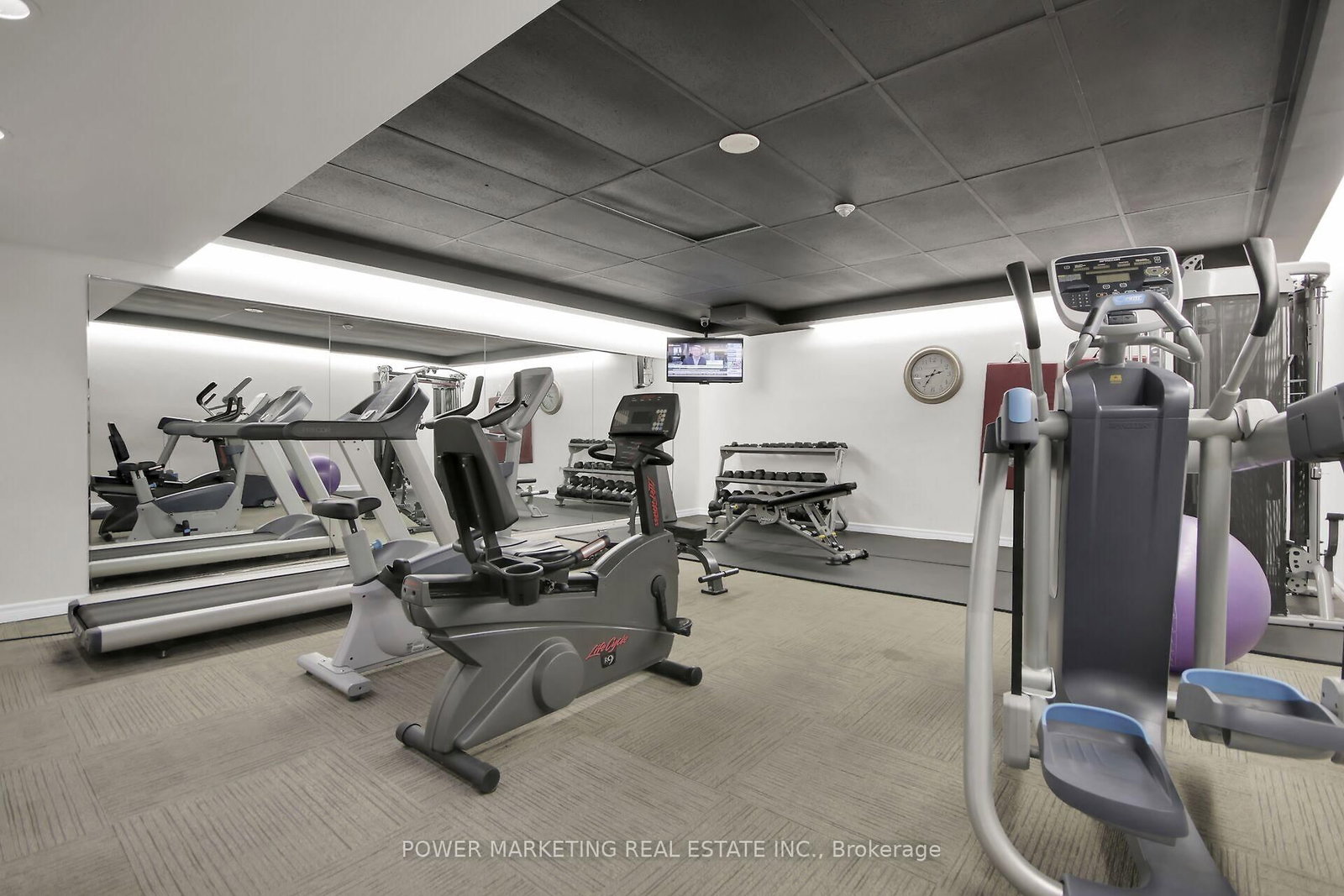 2760 CAROUSEL Crescent, Unit 1204 - Photo 45