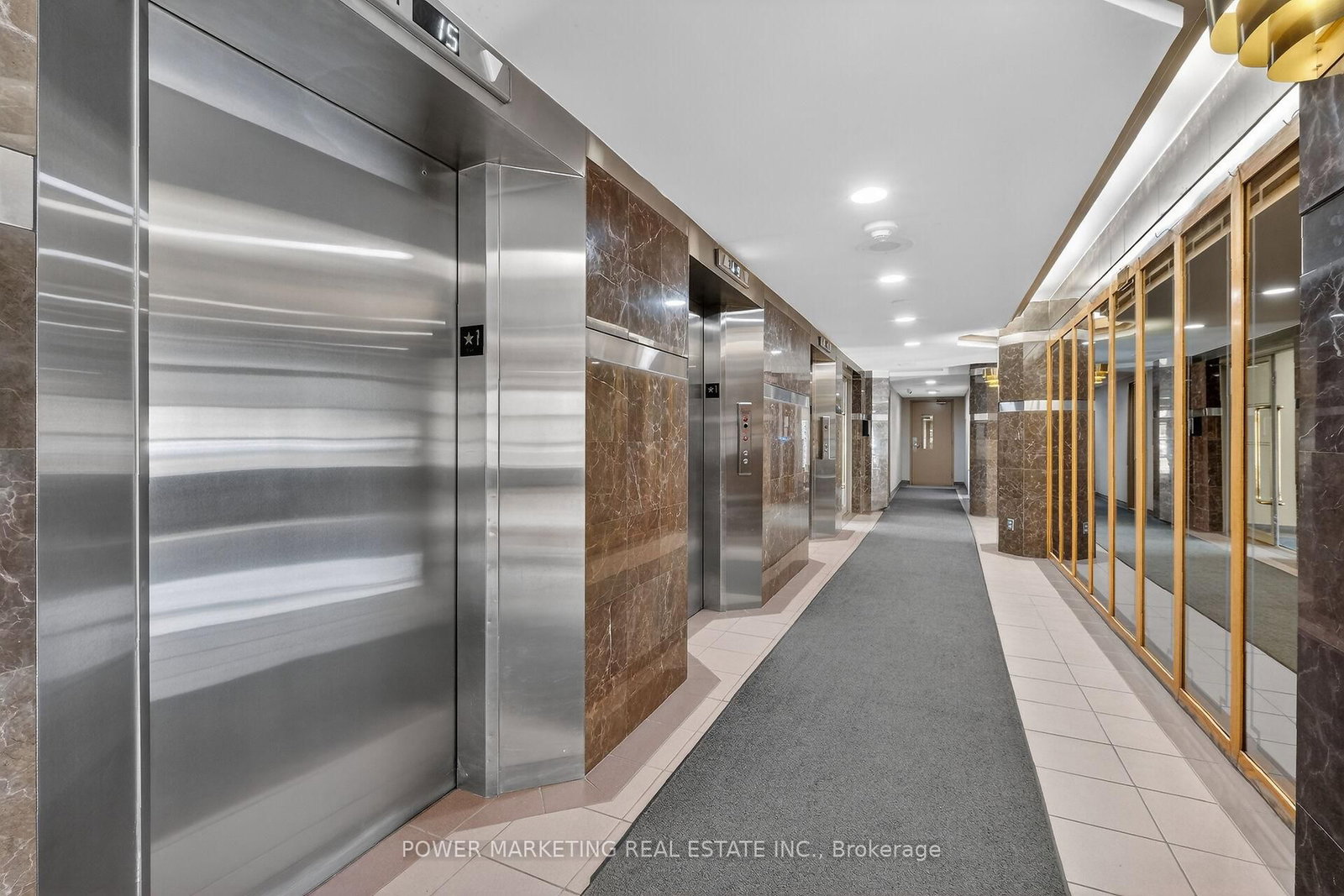 2760 CAROUSEL Crescent, Unit 1204 - Photo 5