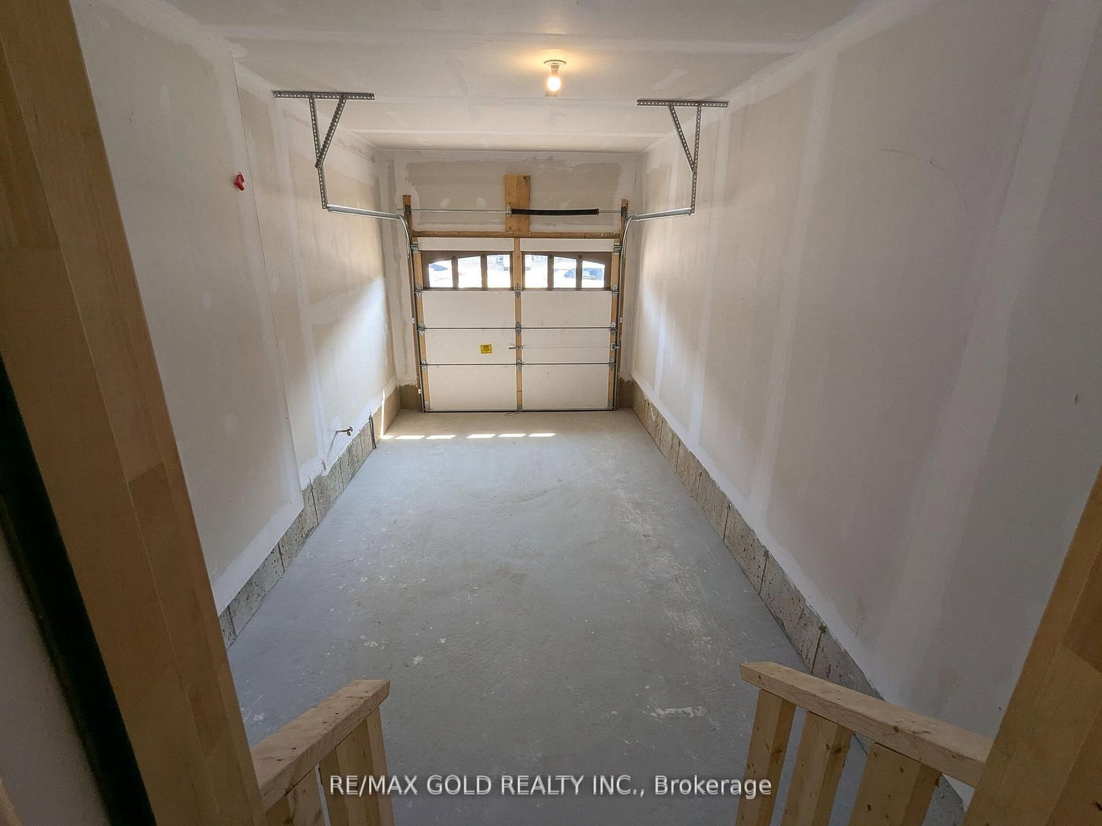 203 BROADACRE Drive - Photo 13