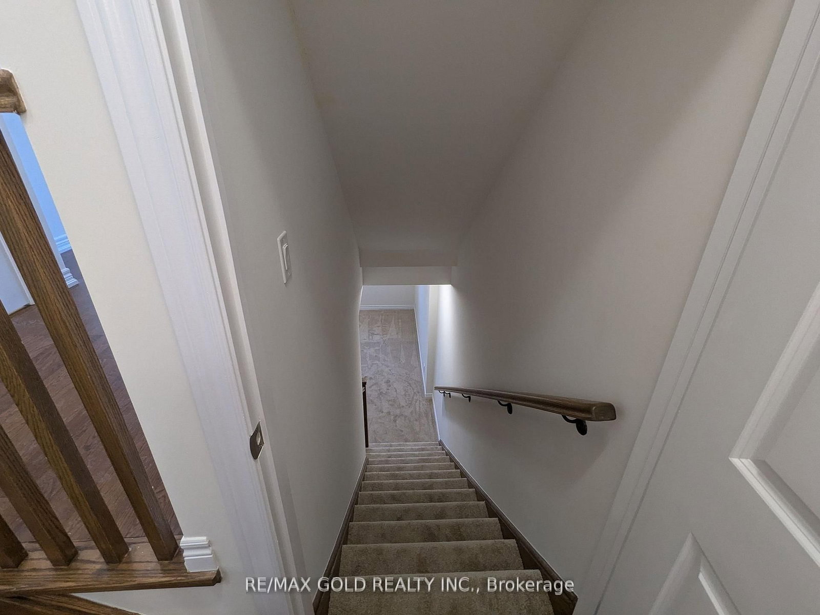 203 BROADACRE Drive - Photo 21