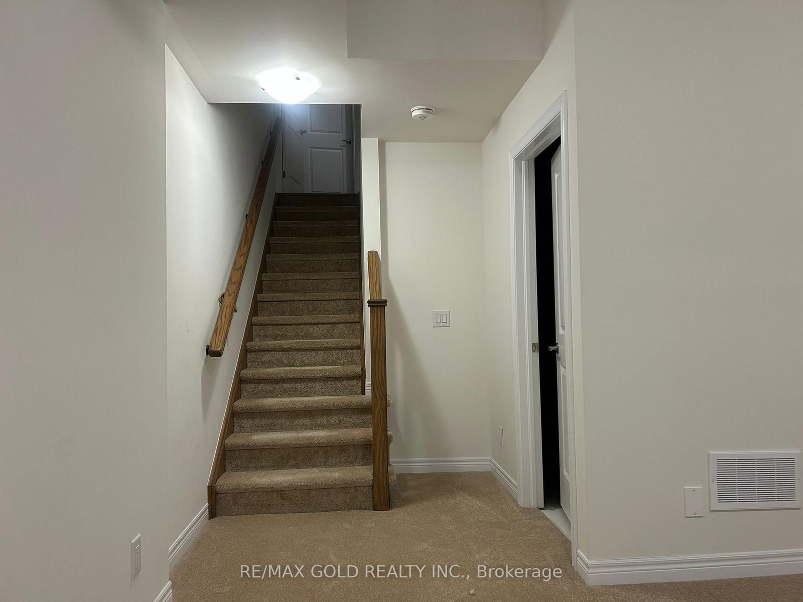 203 BROADACRE Drive - Photo 33