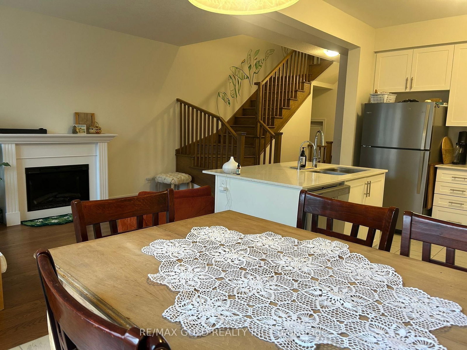 203 BROADACRE Drive - Photo 8