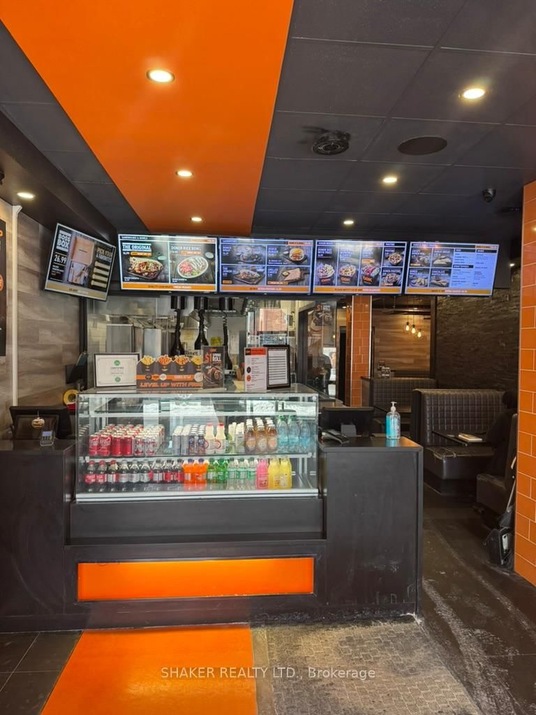 272 Elgin St, Ottawa, K2P 0J4 | Image 2