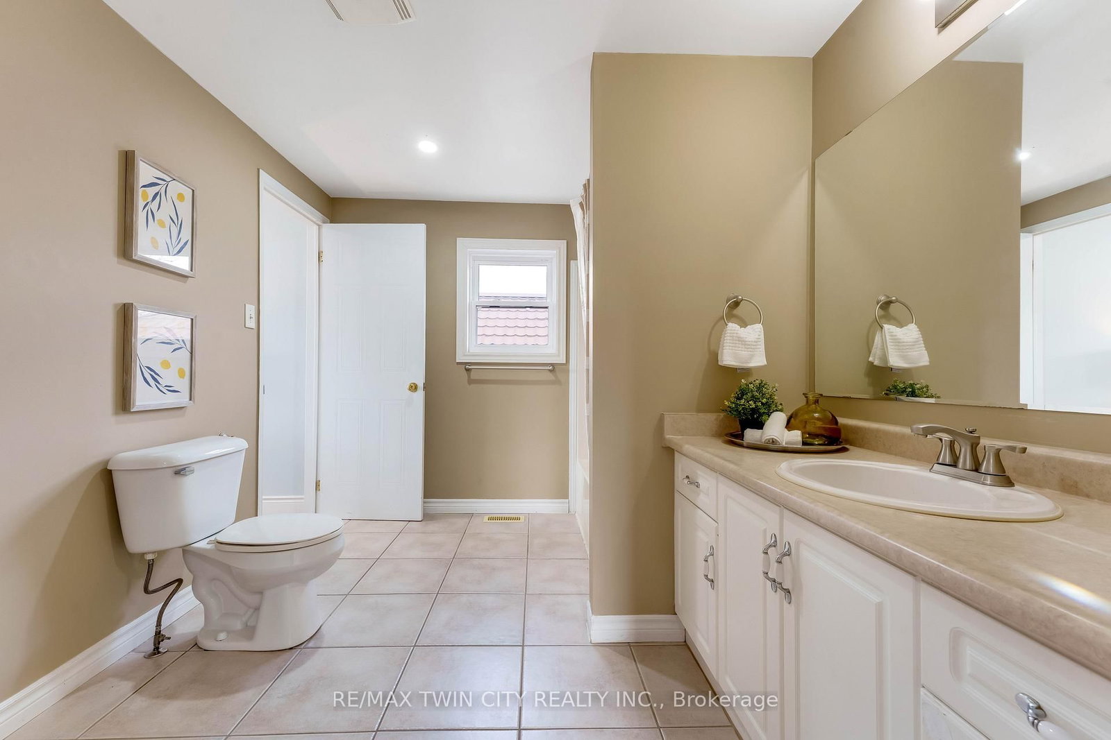 135 Veronica Drive - Photo 21