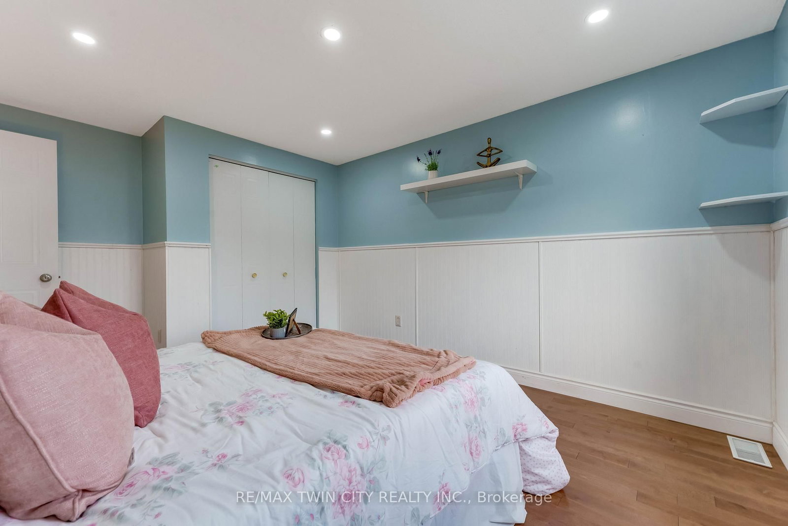 135 Veronica Drive - Photo 27