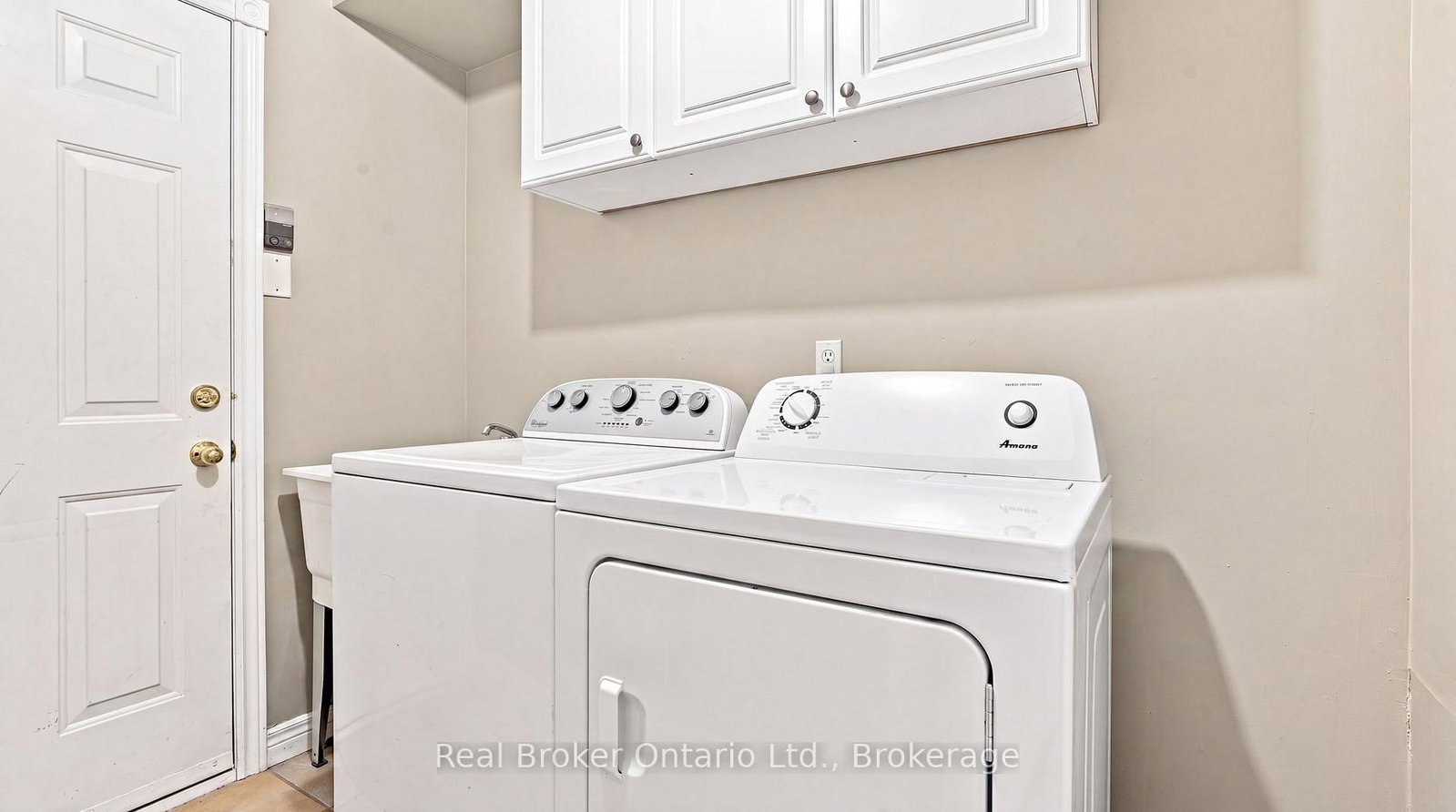 189 Livingston Avenue • Grimsby, ON photo 20