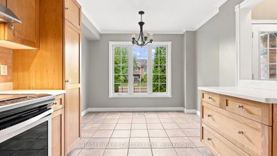 189 Livingston Avenue • Grimsby, ON photo 9