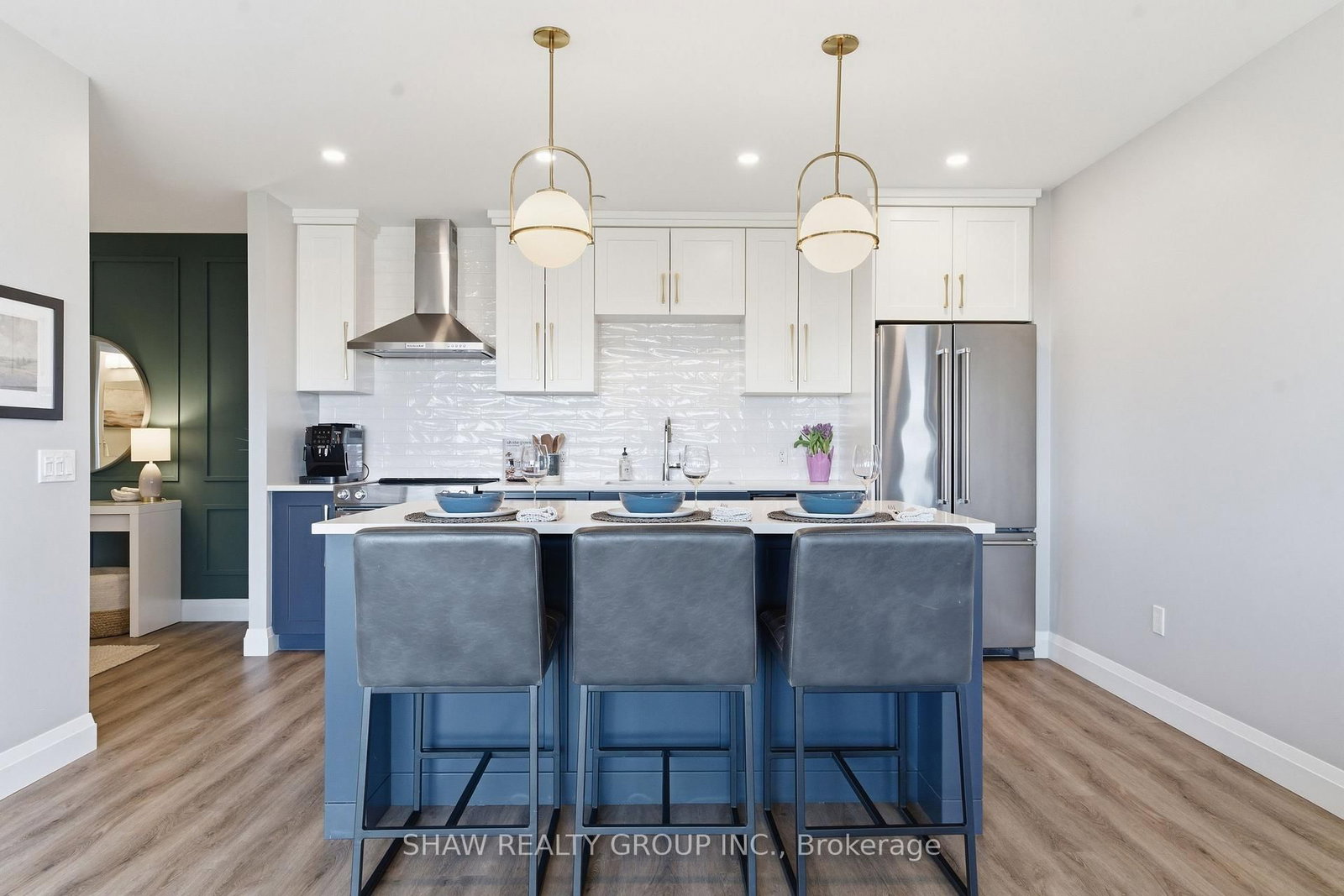 332 Gosling Gardens, Unit 805 - Photo 18