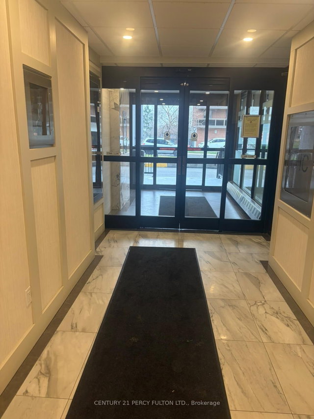 1205 - 150 Charlton Avenue