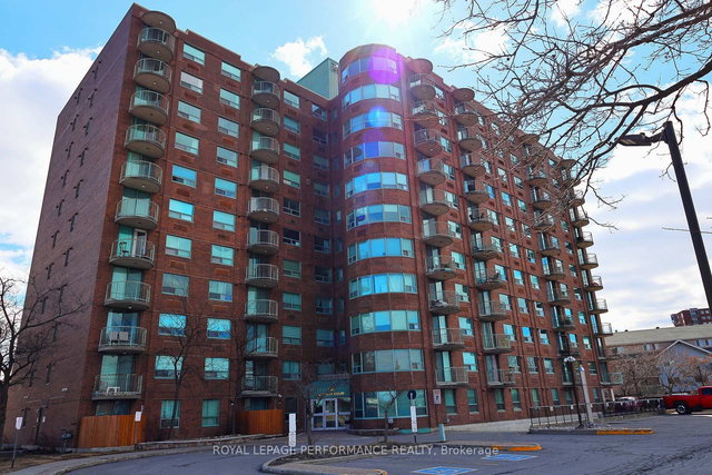 402 - 1440 HERON Road