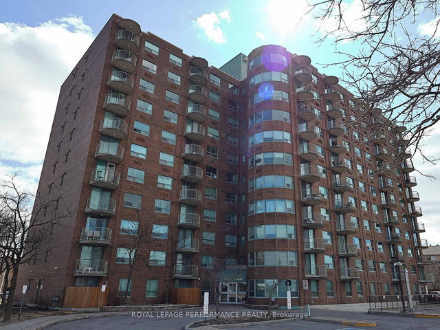 402 - 1440 HERON Road