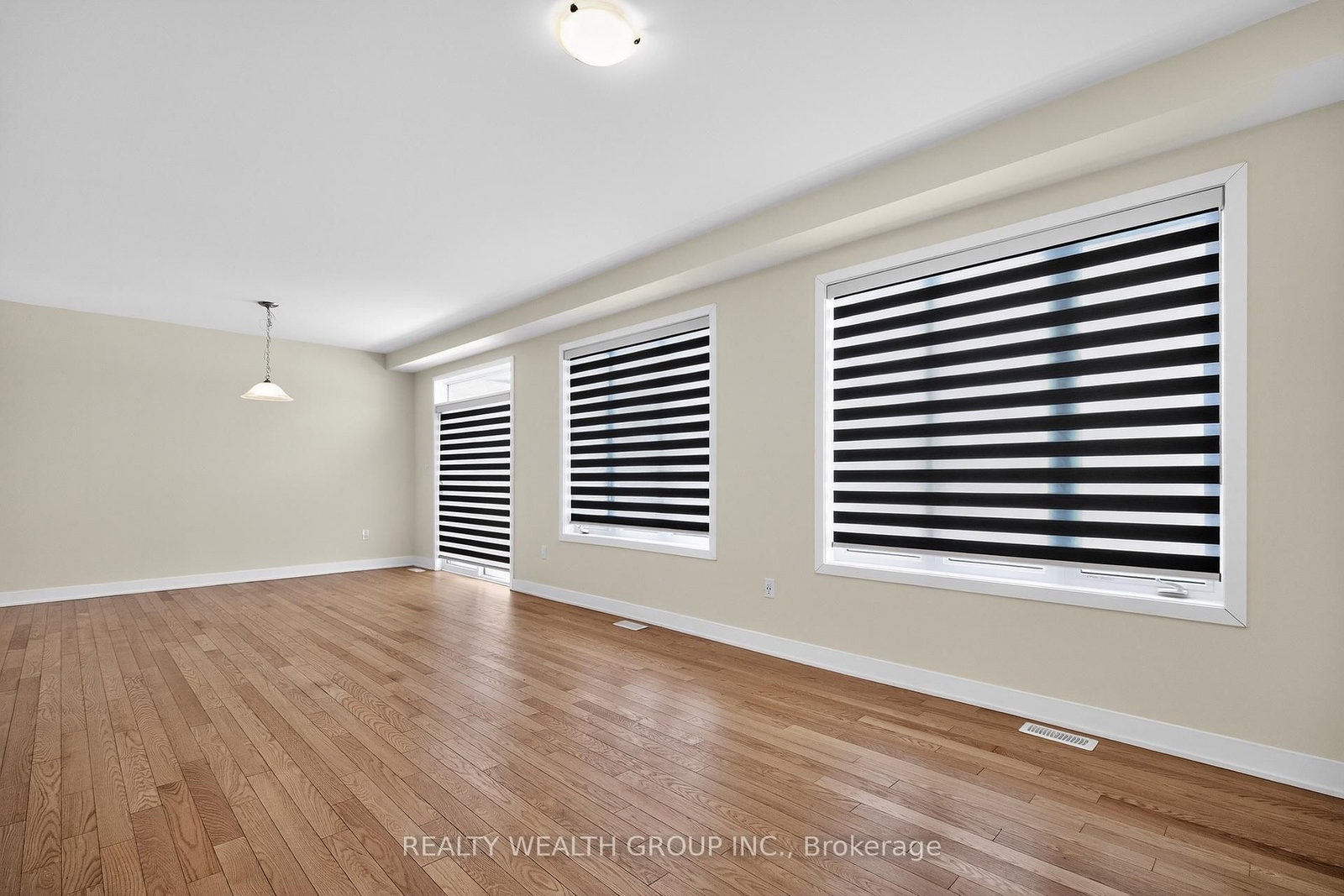 Detached House for sale at 803 Griffin Trail, Peterborough, Ontario, K9K 0J1 - Monaghan Ward 2 - MLS: X12995932