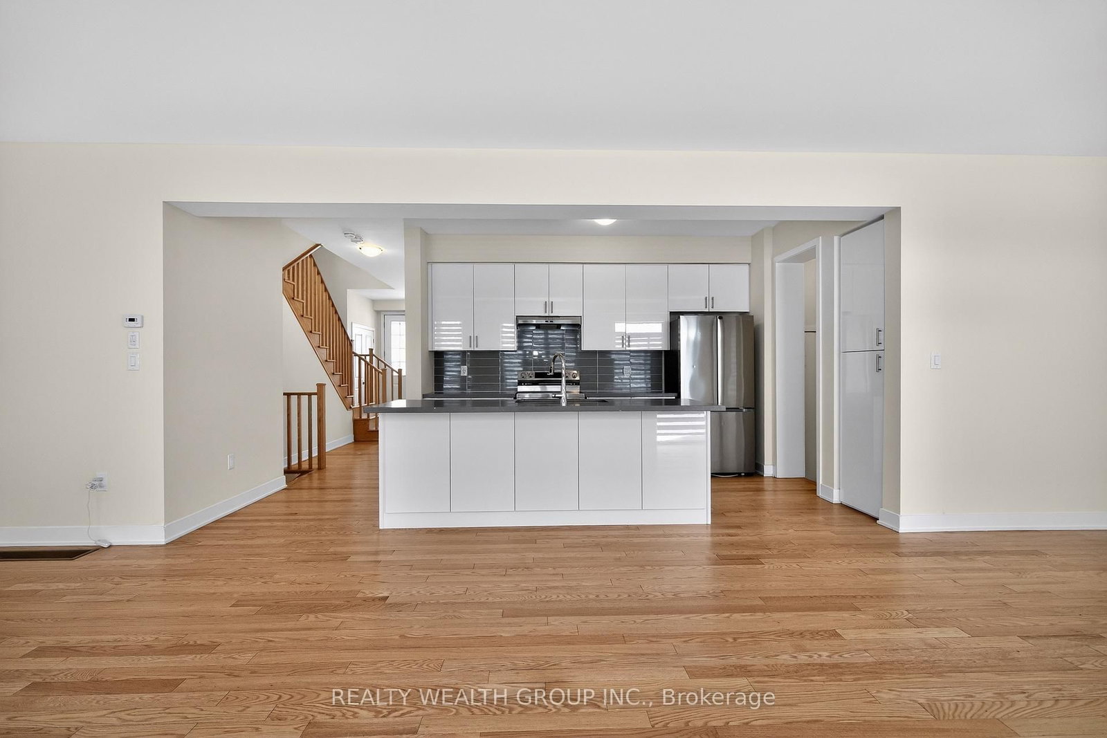 Detached House for sale at 803 Griffin Trail, Peterborough, Ontario, K9K 0J1 - Monaghan Ward 2 - MLS: X12995932