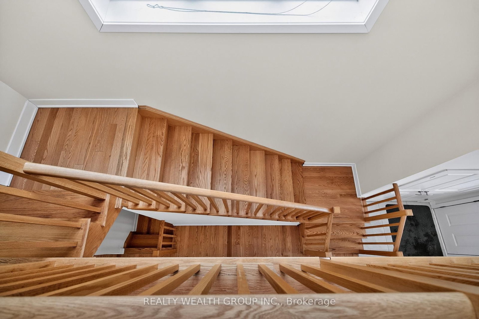 Detached House for sale at 803 Griffin Trail, Peterborough, Ontario, K9K 0J1 - Monaghan Ward 2 - MLS: X12995932