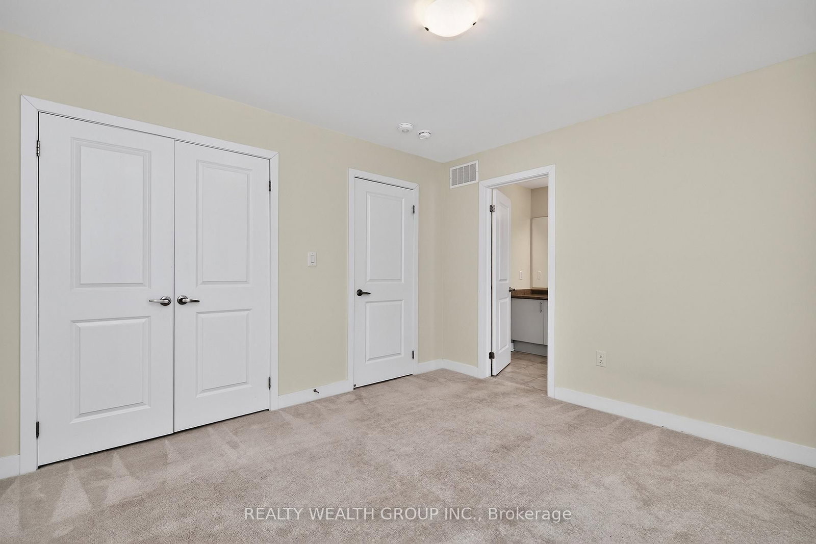 Detached House for sale at 803 Griffin Trail, Peterborough, Ontario, K9K 0J1 - Monaghan Ward 2 - MLS: X12995932