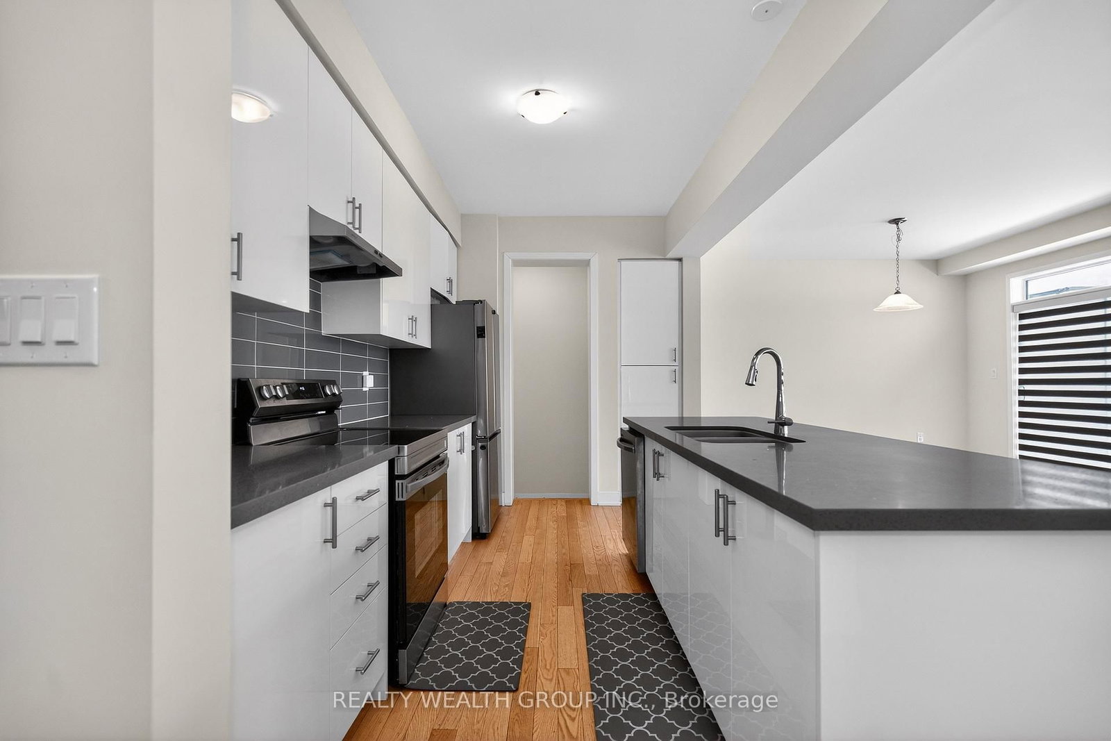 Detached House for sale at 803 Griffin Trail, Peterborough, Ontario, K9K 0J1 - Monaghan Ward 2 - MLS: X12995932