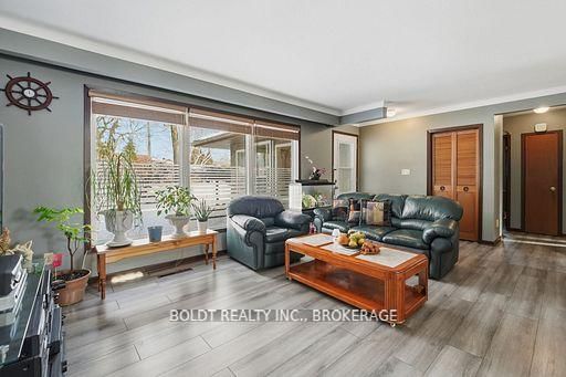 32 Old Oxford Rd, St. Catharines, L2M 2K1 | Image 3