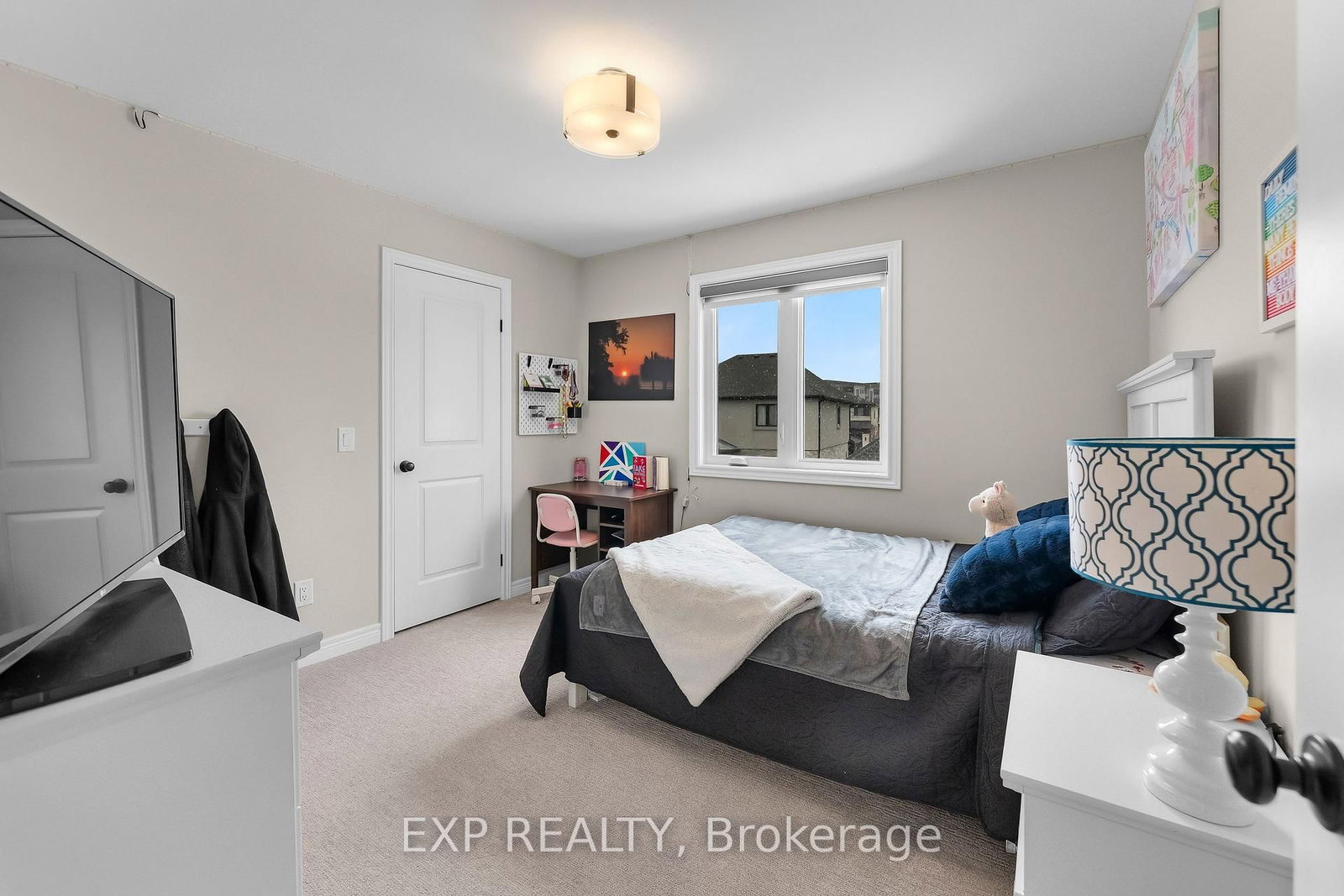 Detached House for sale at 153 Susan Drive, Pelham, Ontario, L3E 0B2 - Fonthill - MLS: X12996034