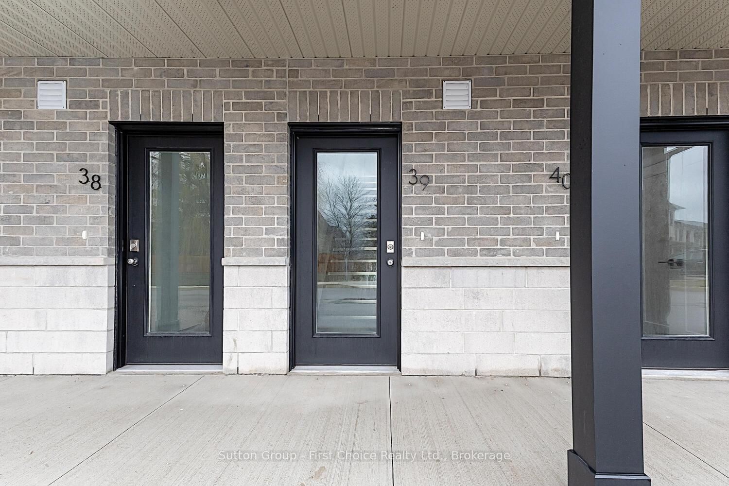 3202 VIVIAN Line • #Unit 39 • Stratford, ON photo 7
