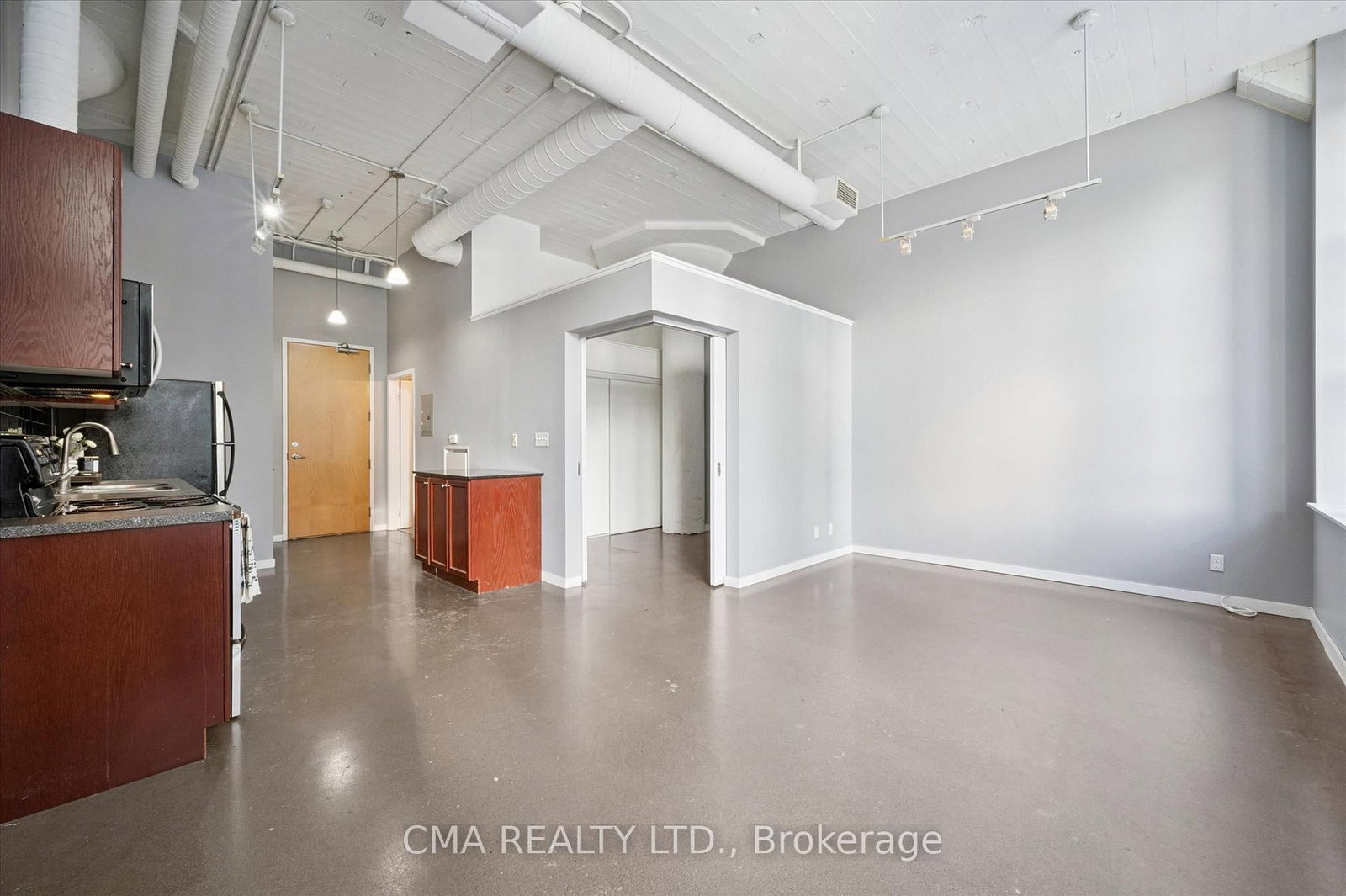 410 King Street W, Unit 218 - Photo 14