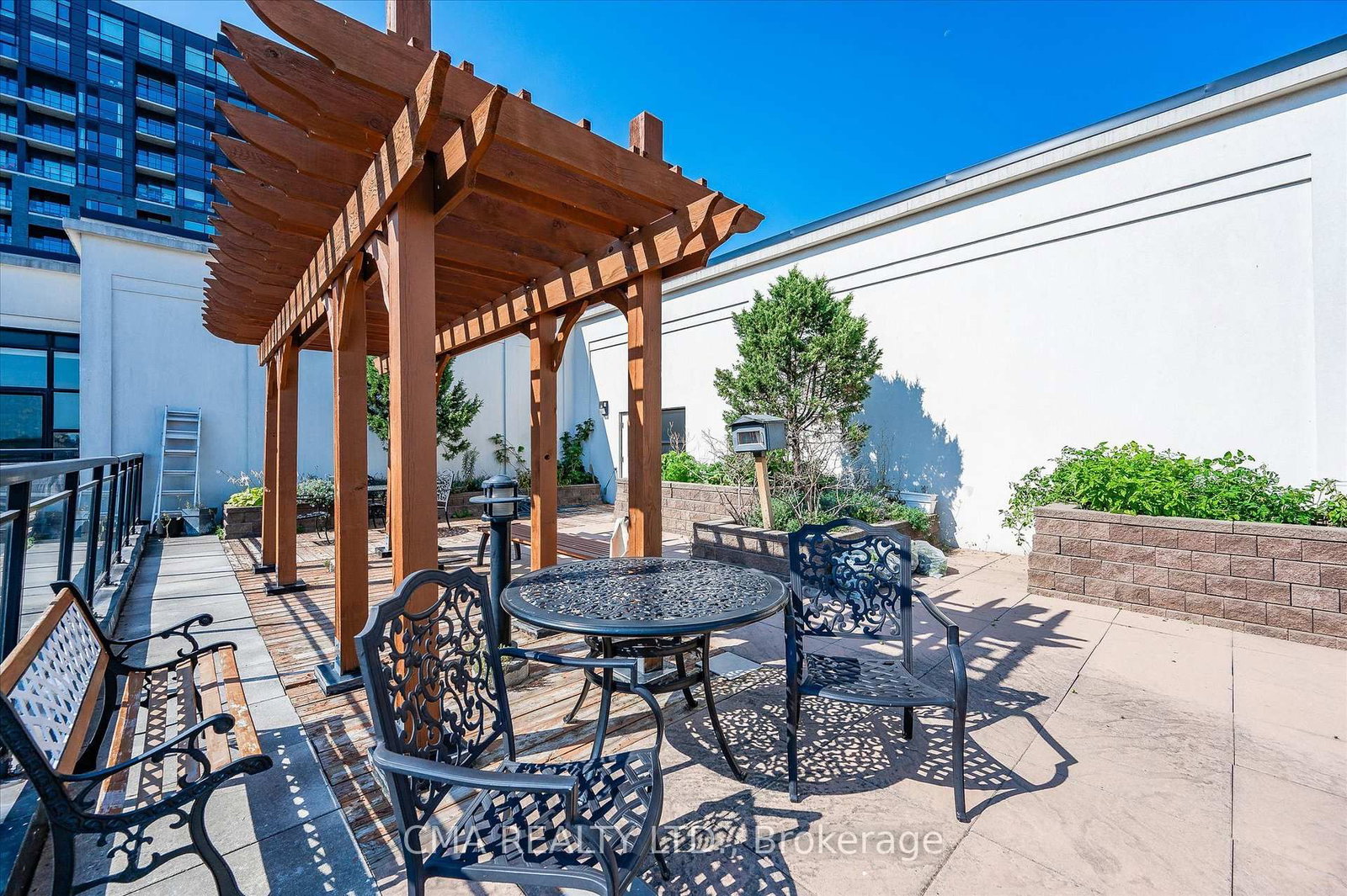 410 King Street W, Unit 218 - Photo 25