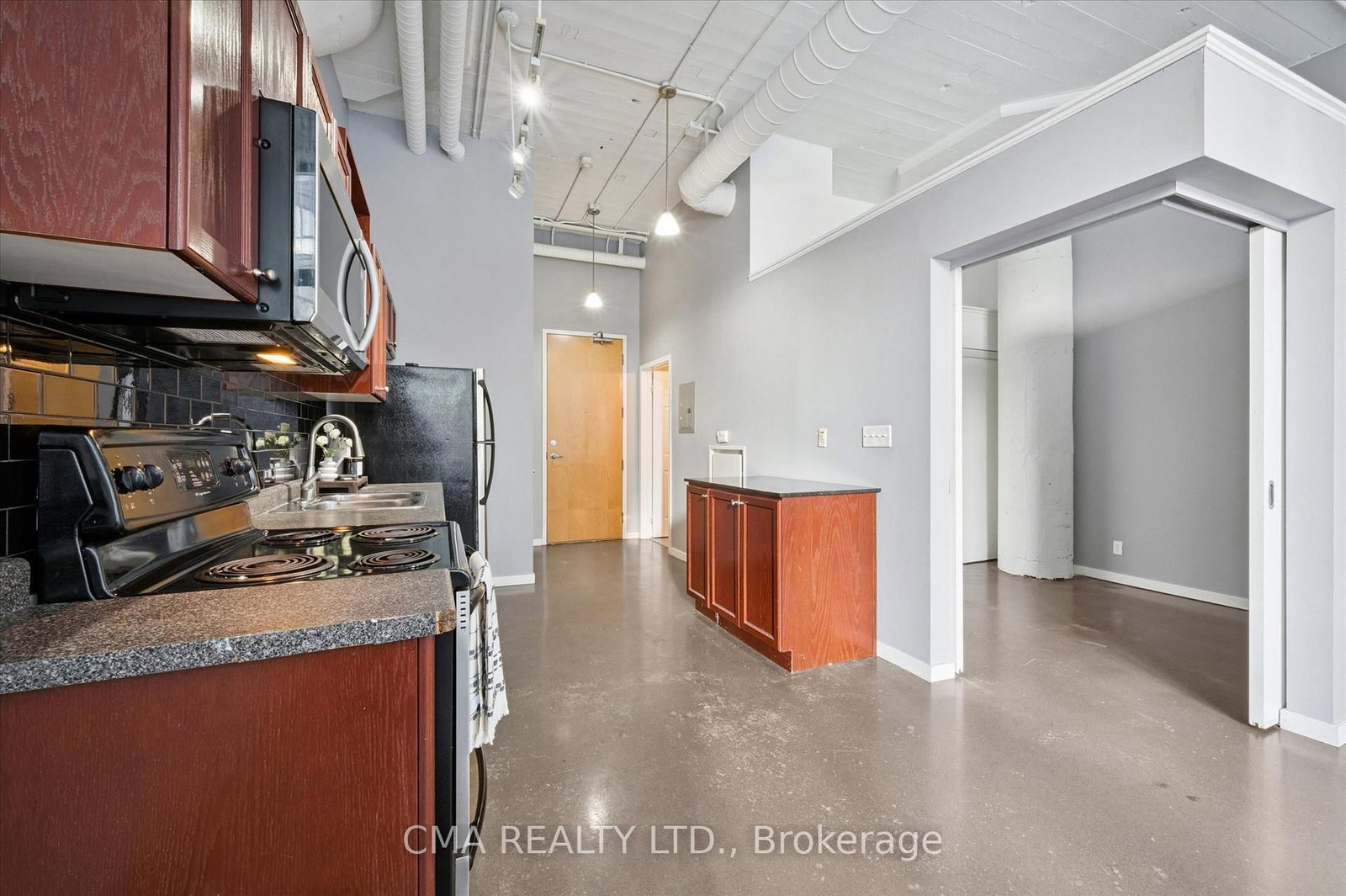 410 King Street W, Unit 218 - Photo 9