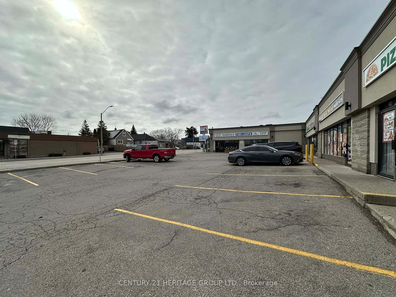 3 - 55 Parkdale Ave N, Hamilton, L8H 5W7 | Image 3