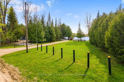 243 McCullough Lake Drive • Chatsworth, ON photo 4