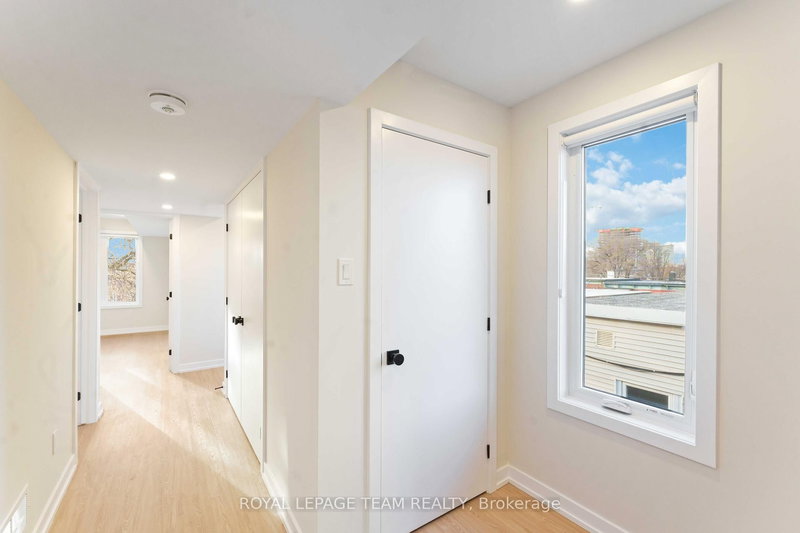 90 Elm St, Ottawa, K1R 6N3 | Image 3