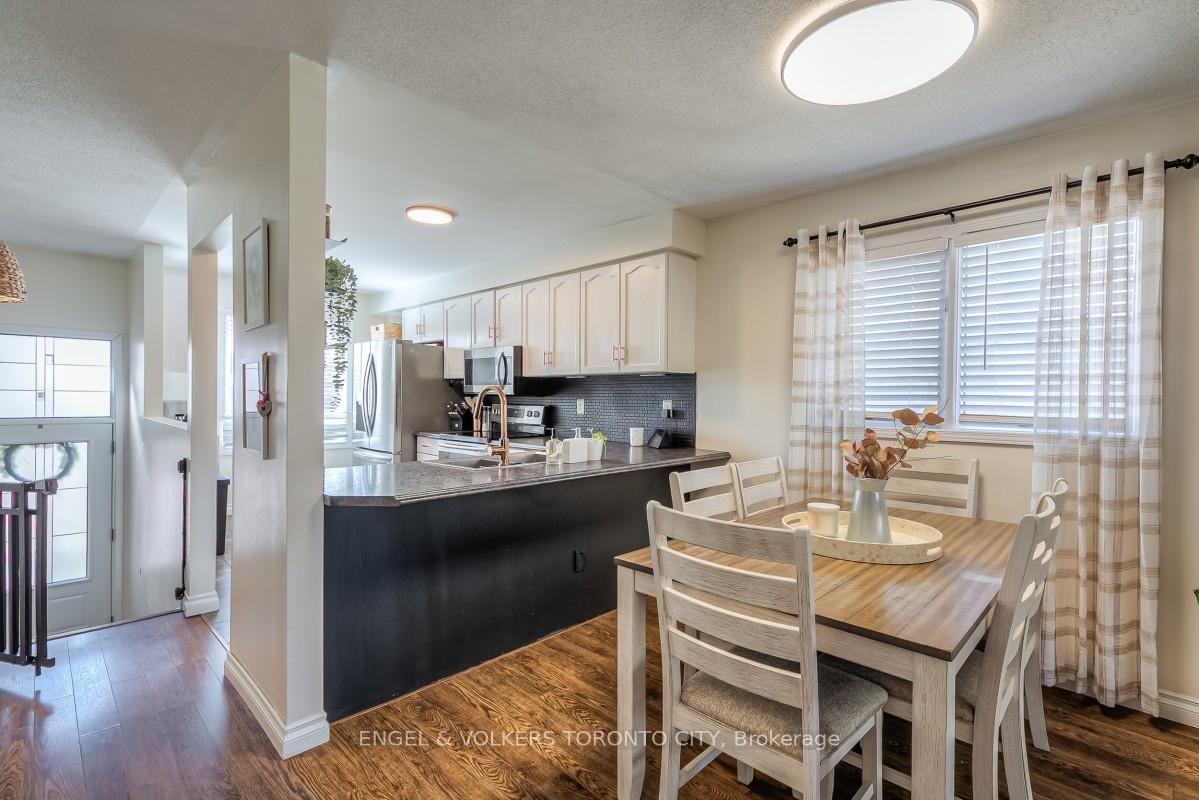 36 Jackson Court W - Photo 11