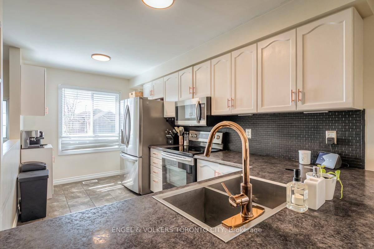 36 Jackson Court W - Photo 12