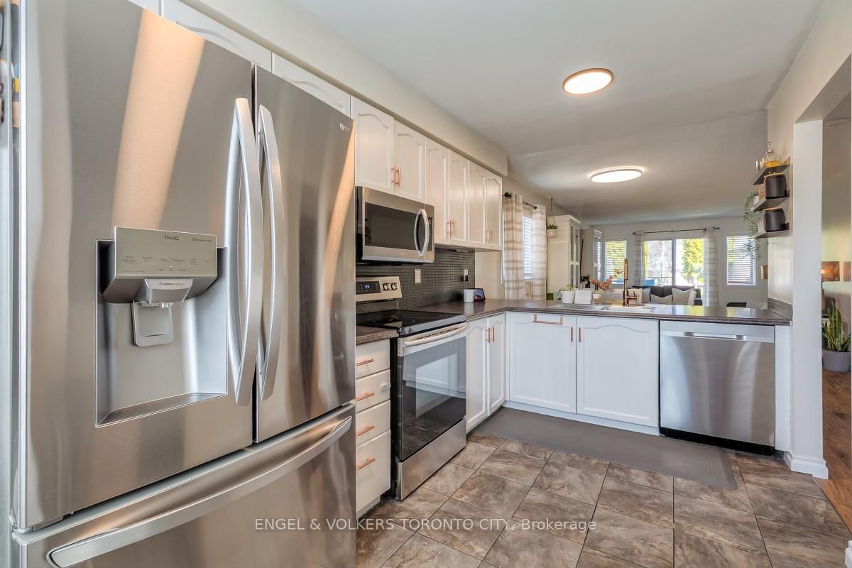 36 Jackson Court W - Photo 14