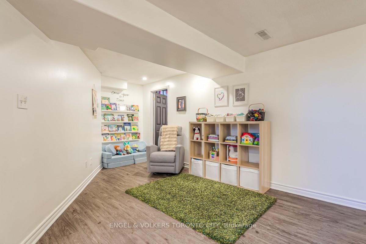 36 Jackson Court W - Photo 27