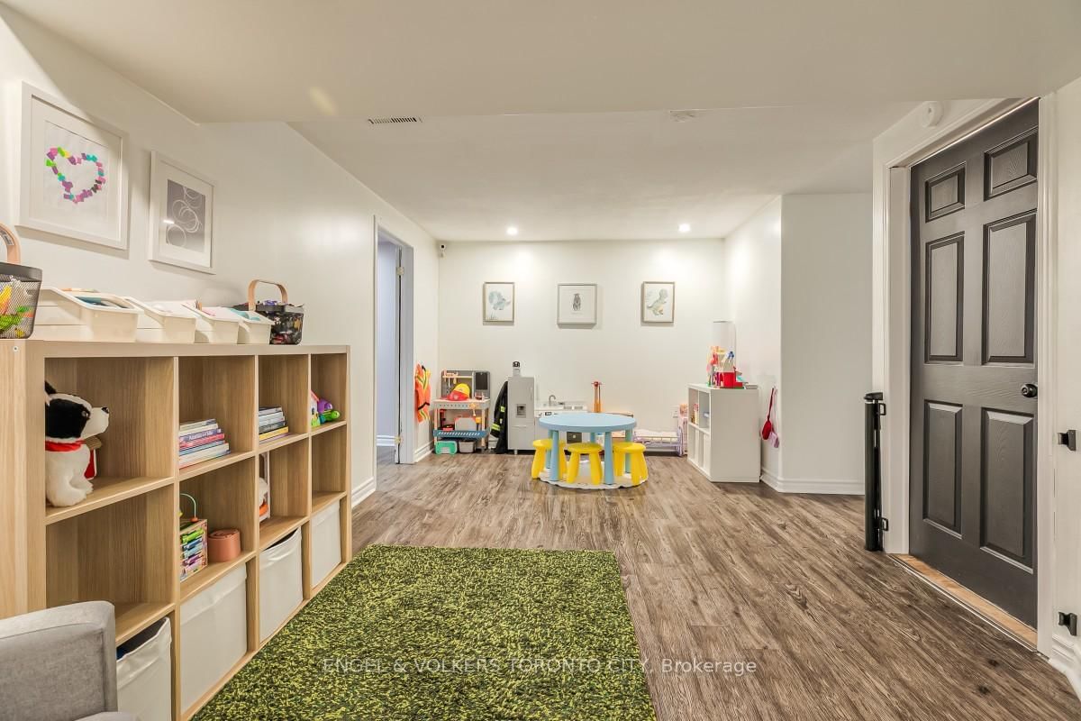 36 Jackson Court W - Photo 28