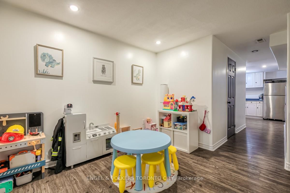 36 Jackson Court W - Photo 29