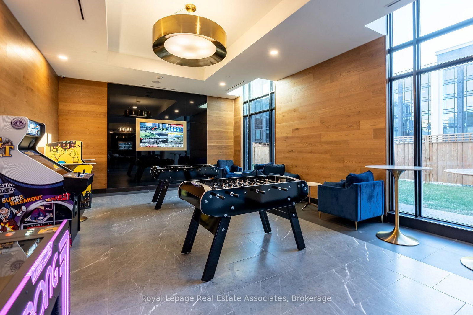 145 Columbia Street W, Unit 1412 - Photo 8