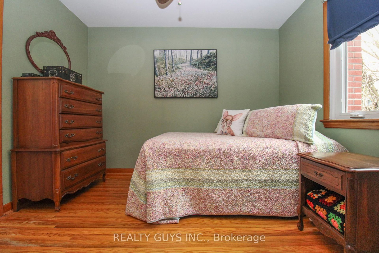 Detached House for sale at 734 Crawford Place, Peterborough, Ontario, K9J 3X3 - Otonabee Ward 1 - MLS: X12996340