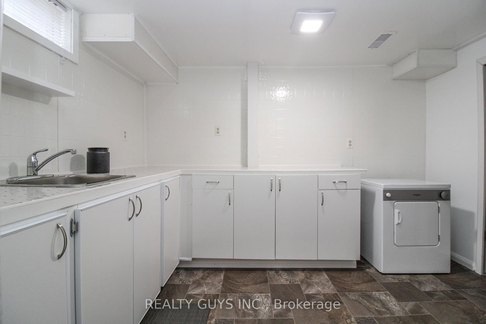 Detached House for sale at 734 Crawford Place, Peterborough, Ontario, K9J 3X3 - Otonabee Ward 1 - MLS: X12996340