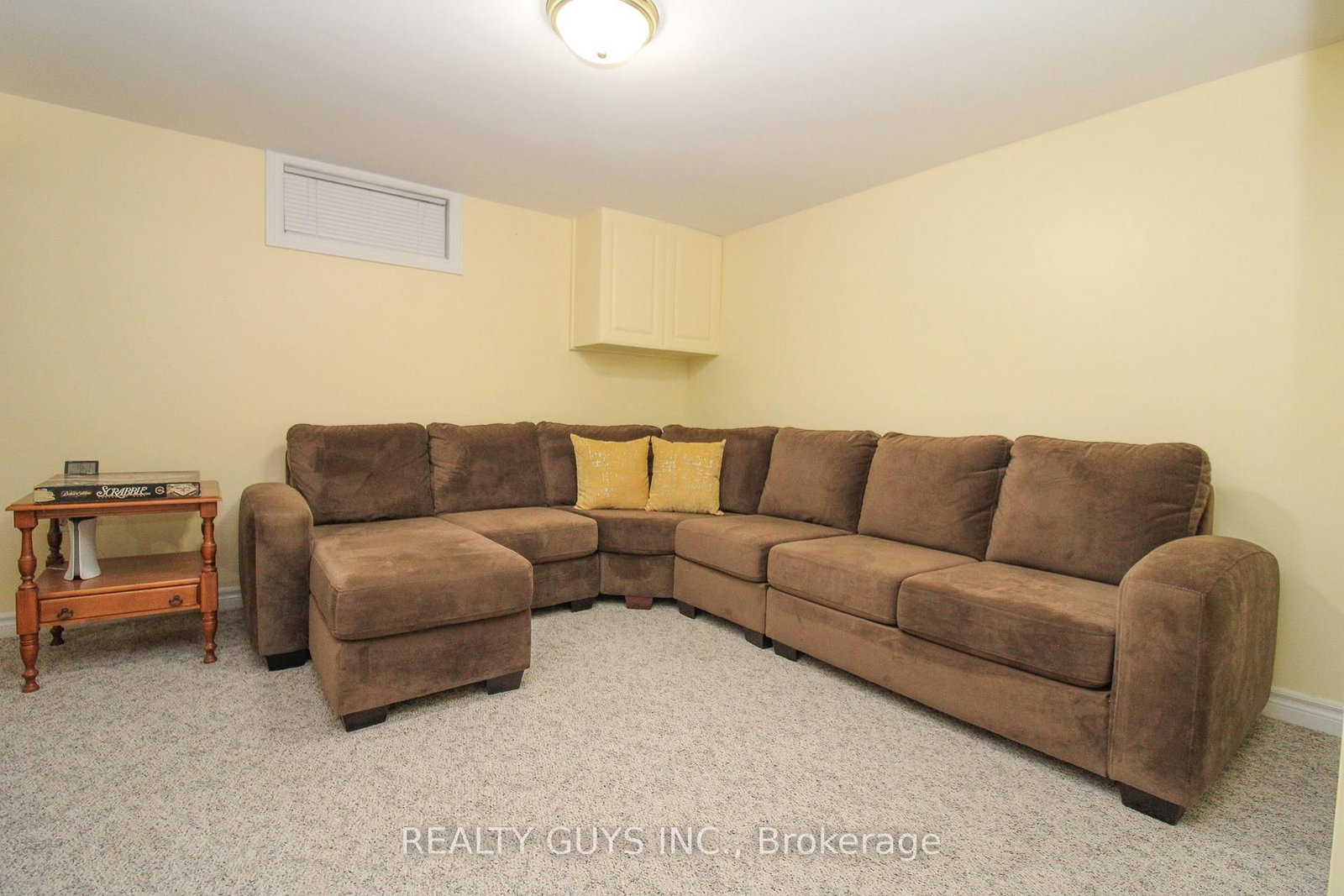 Detached House for sale at 734 Crawford Place, Peterborough, Ontario, K9J 3X3 - Otonabee Ward 1 - MLS: X12996340