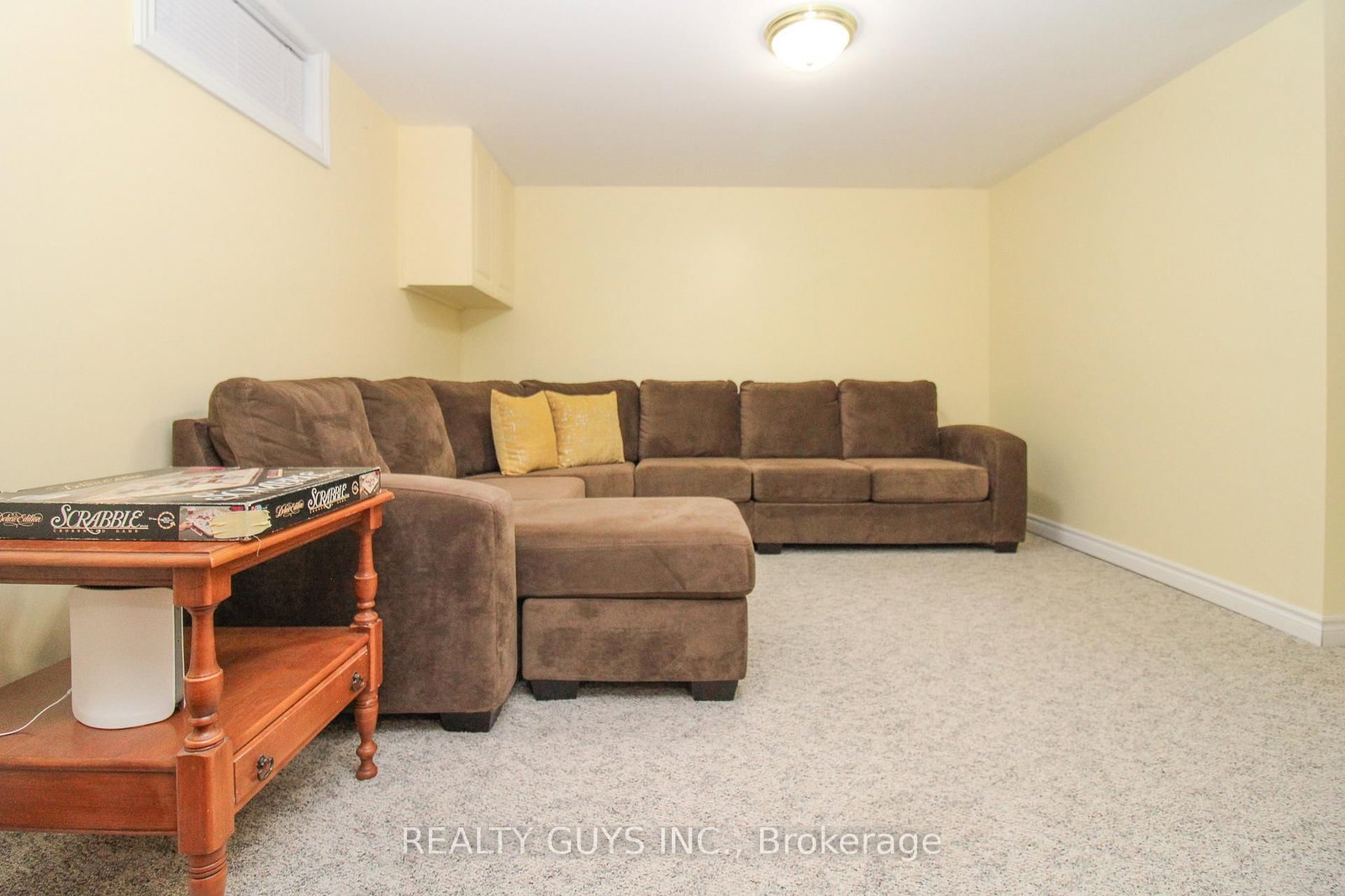 Detached House for sale at 734 Crawford Place, Peterborough, Ontario, K9J 3X3 - Otonabee Ward 1 - MLS: X12996340