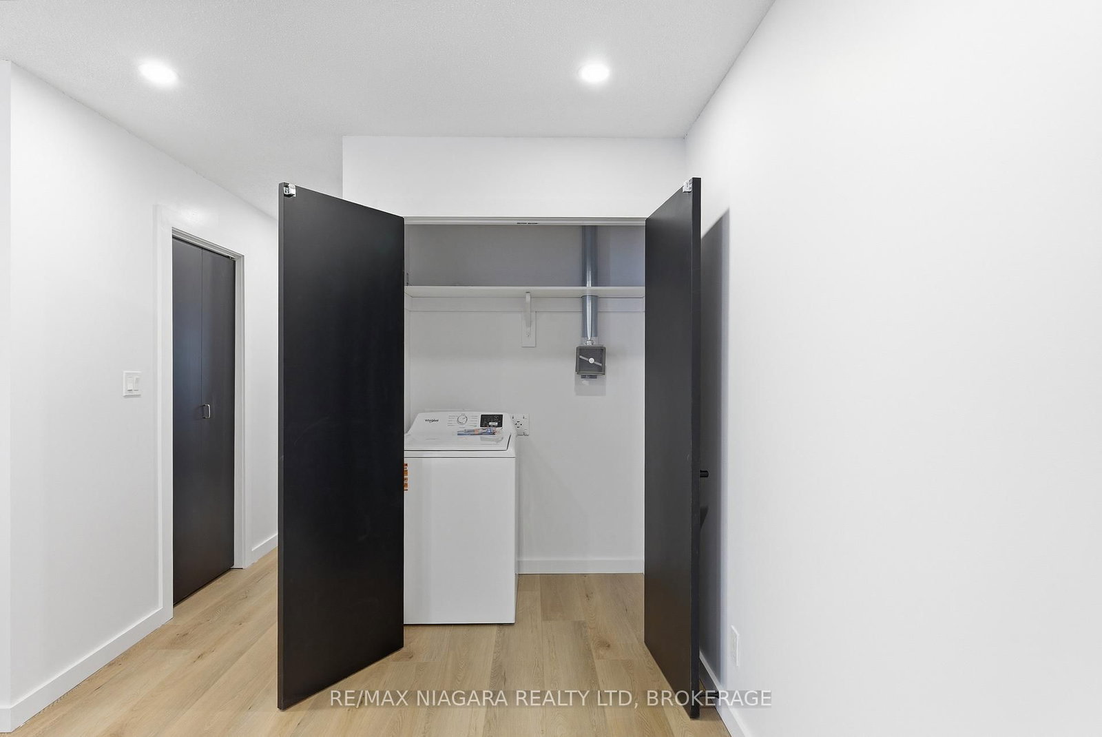 1361 STATION Street, Unit MAIN UNIT 1 - Photo 21